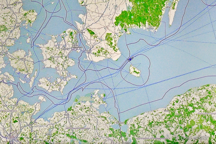 Real-time position of the ship